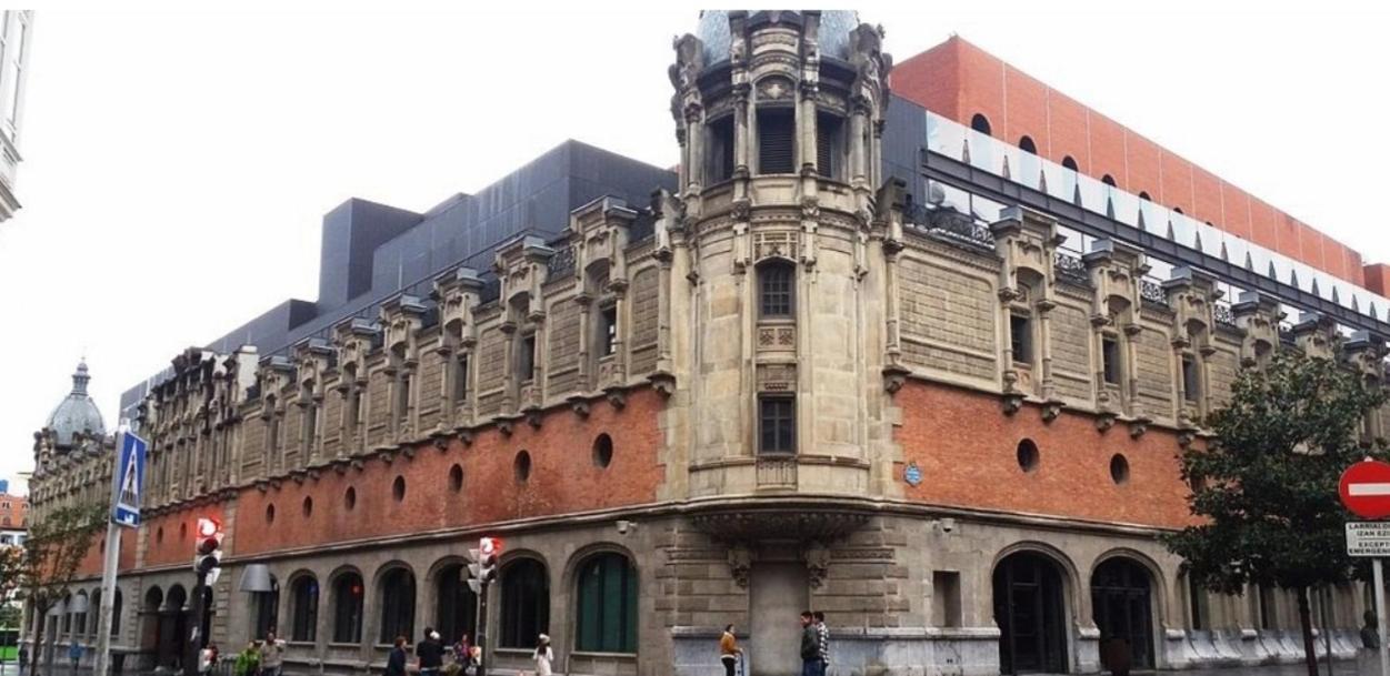 A 5 Minutos Andando Del Casco Viejo, Ayuntamiento, Plaza Circular Y Gran Via De Bilbao Y Proximo A Las 2 Lineas De Metro Eksteriør billede